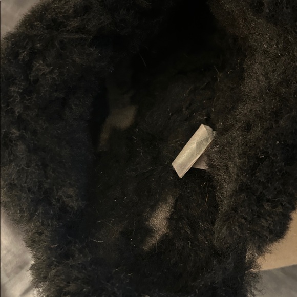 UGGS SIZE 9 Black USED‼️ read description and look at photos carefully‼️ - Picture 6 of 16